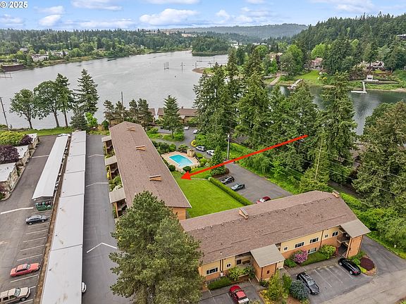 2nd image of 1400 SE Lava Dr APT 23