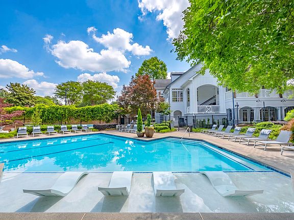 4th image of 4120 Peachtree Rd NE #1203