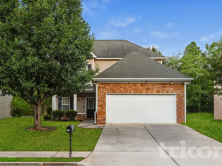 184 Village Park Dr — Photo 1