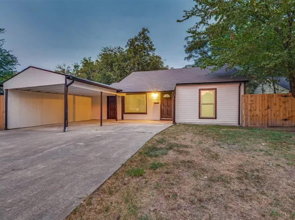 422 SE 11th St, Grand Prairie, TX 75051