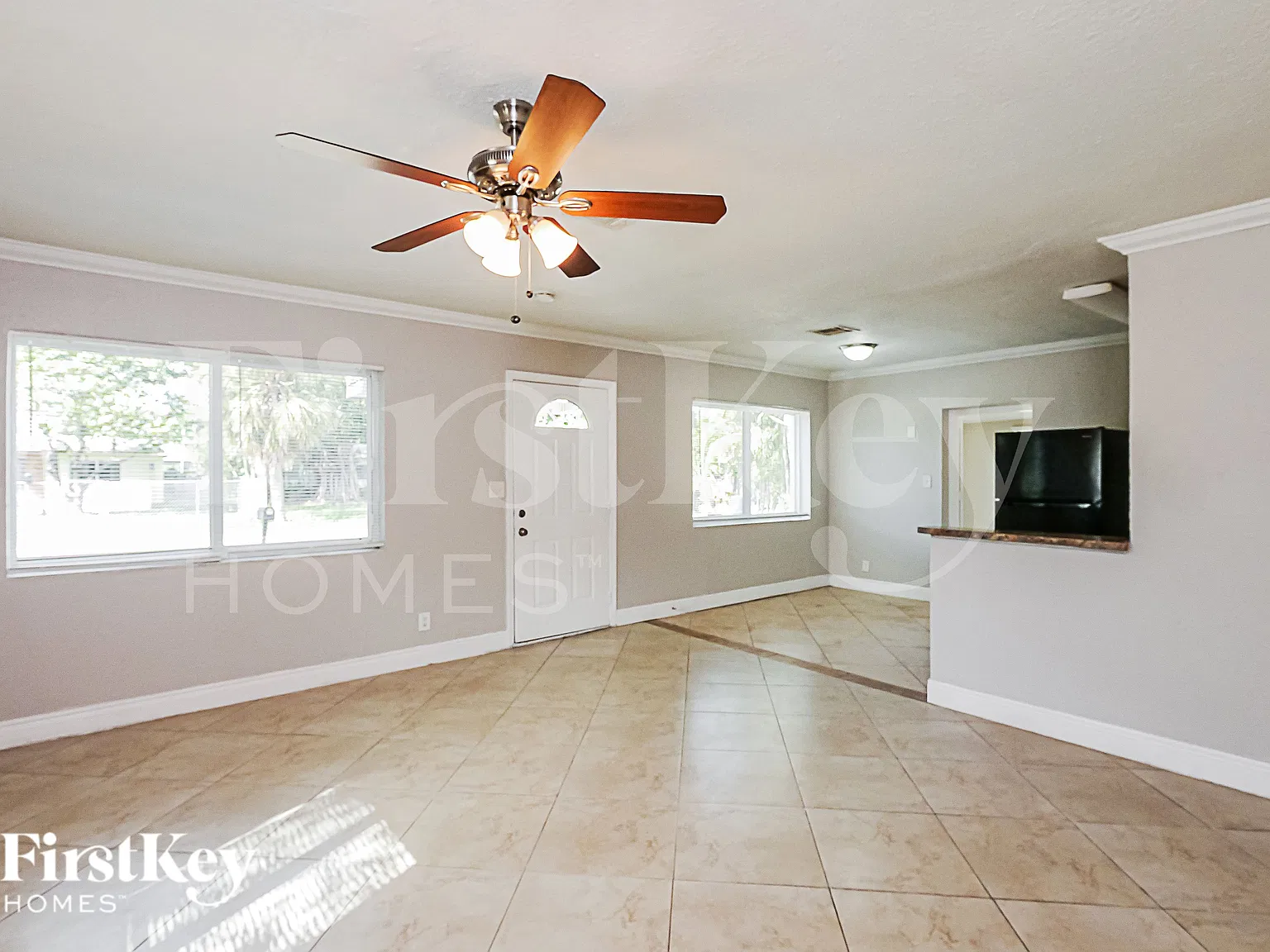 3 bed, 2.0 bath, 1227 sqft, $2,895 — Photo 4