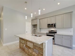 216 Lamaloa Ln, Bastrop, TX 78602