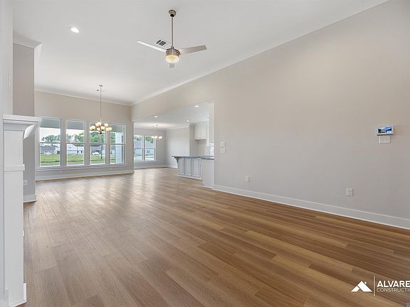 4th image of 1526 Frankel Ave