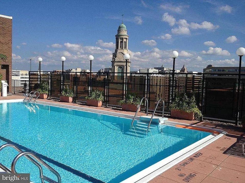 Rooftop Pool with amazing 360 view of DC
