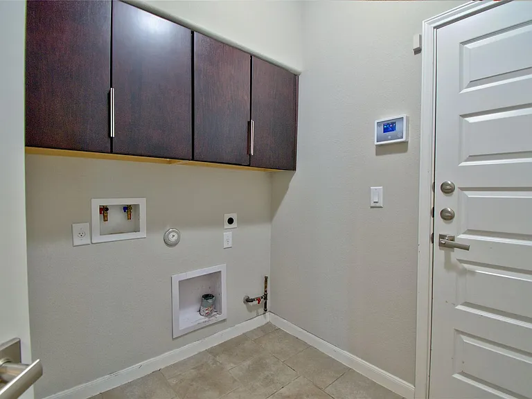 504 Hummingbird Ln #A — Photo 11