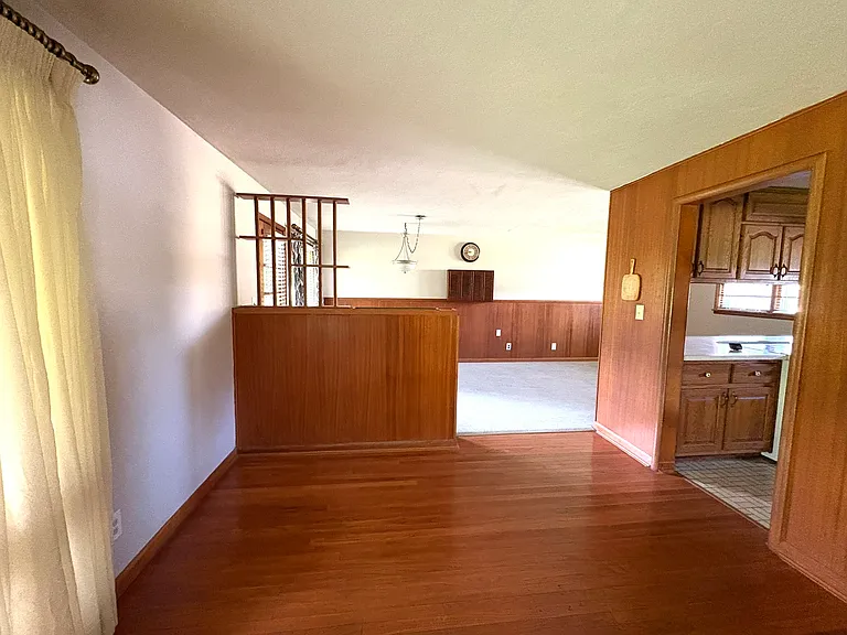 Family Room.