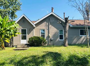 104 N Walker St, Cobden, IL 62920