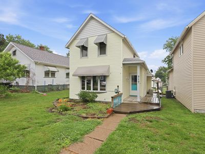 717 N Howell St, Davenport, IA, 52802