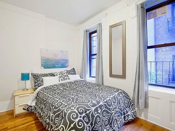 5th image of 34 Saint Marks Pl APT 5