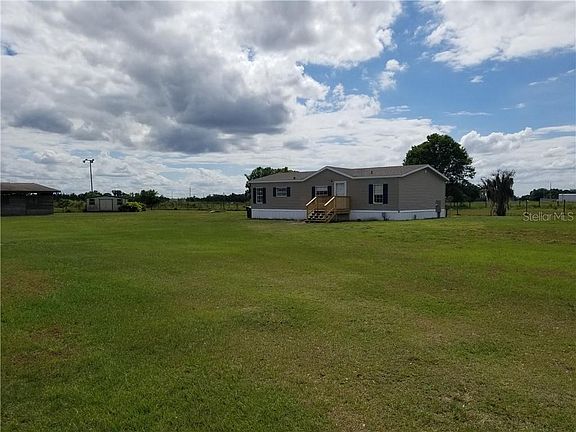 2nd image of 4719 Citrus Haven Pl