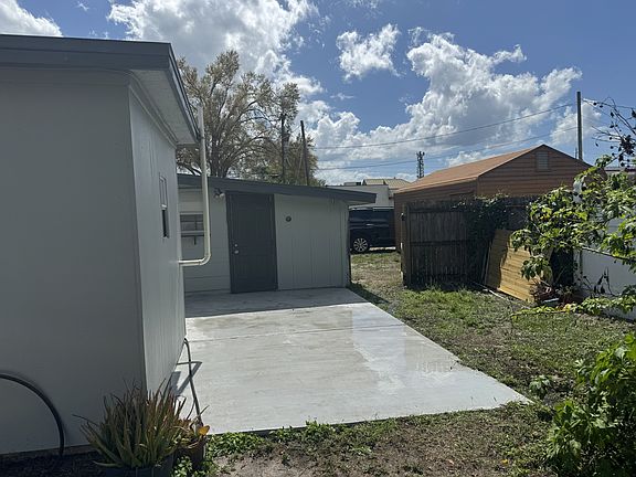 5th image of 3711 W Leila Ave
