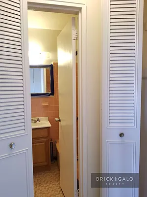 Rented by BRICK & GALO REALTY CORP | media 16