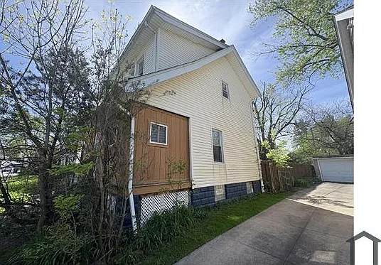3 bed, 1248 sqft, $1,850 — Photo 3