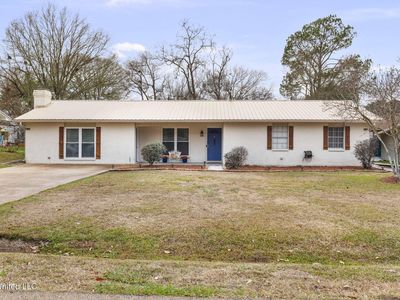 203 NW 4th St, Flora, MS, 39071