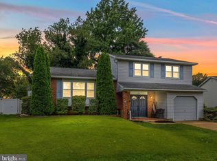 38 Donwood Dr, New Castle, DE 19720