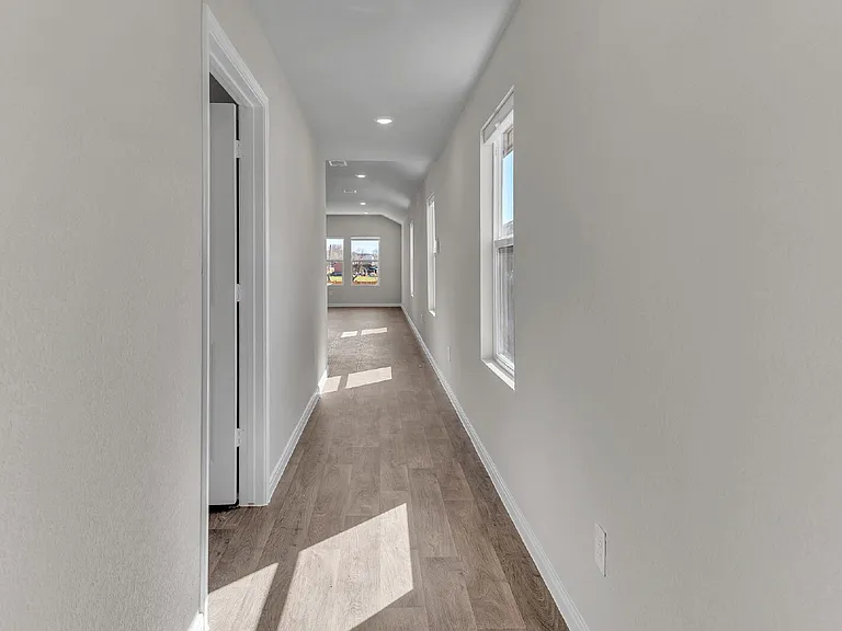 585 Apache Plum Dr — Photo 7