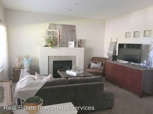 1st image of 2125 Hammond Ave