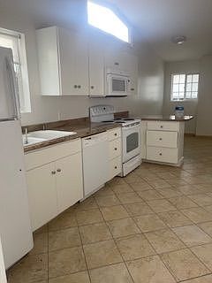 5th image of 25611 Willow Ln