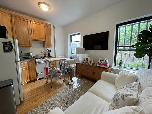 Rented by Best Apartments North Inc | media 13