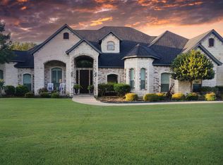 3840 Angela Ct, Midlothian, TX 76065