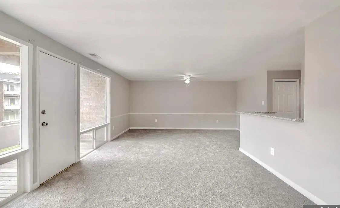 2 bed, $2,300 — Photo 3