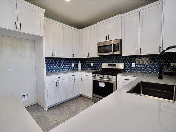 5th image of 6610 Galindo St #B