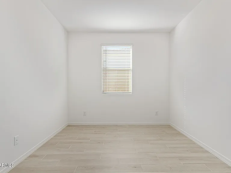 21301 W Roanoke Ave — Photo 20