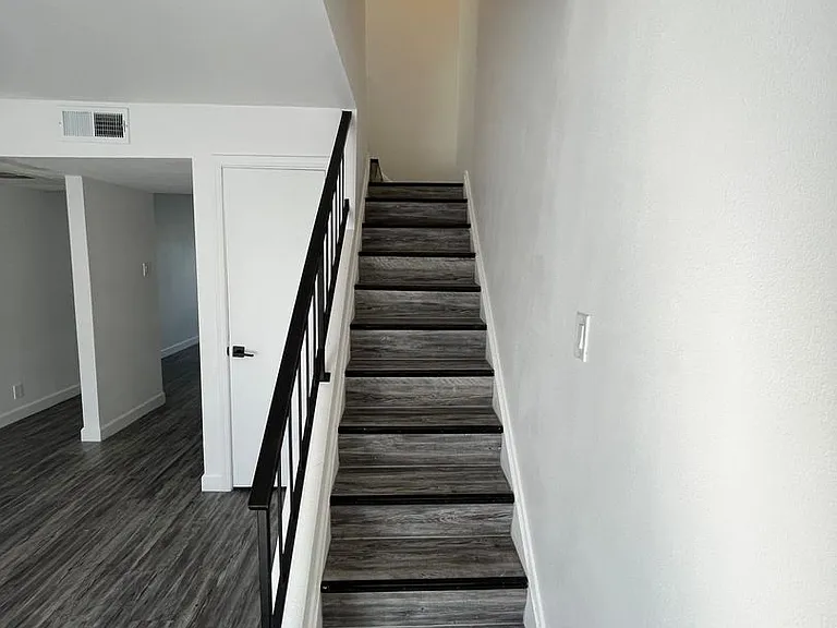 The Brentwood — Photo 38