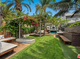 936 Palisades Beach Rd, Santa Monica, CA 90403