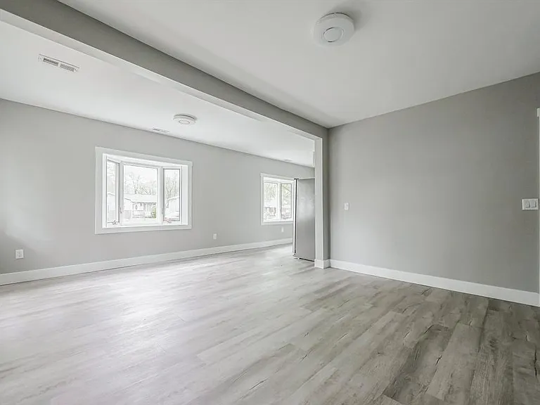 2890 Central Blvd — Photo 5