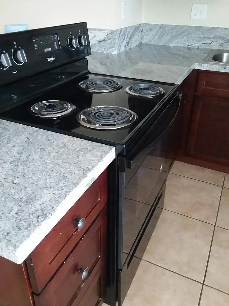 1101 Park Street Apartments — Photo 3