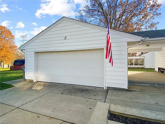 2nd image of 2115 Cranbrook Ct