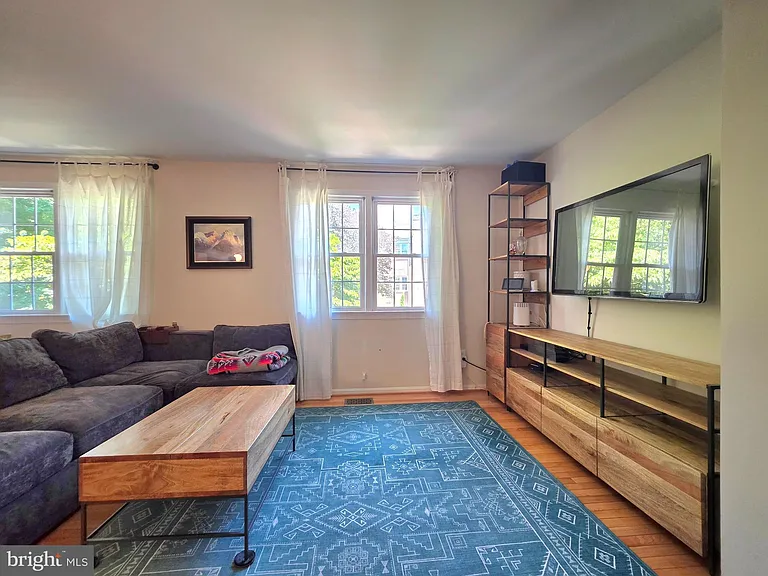2805 Balliett Ct — Photo 7