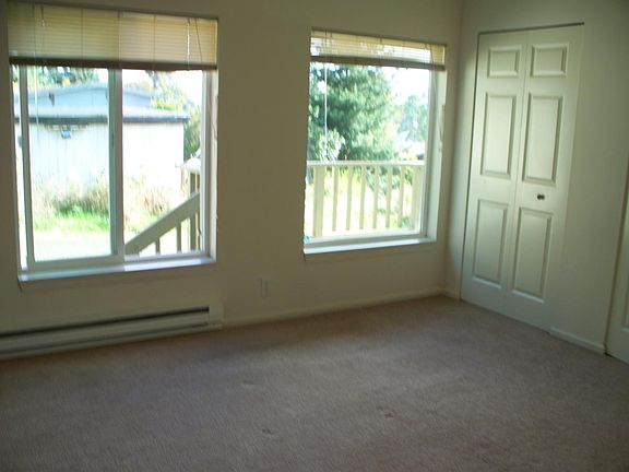 5th image of 26194 Pennsylvania Ave NE Floor 2