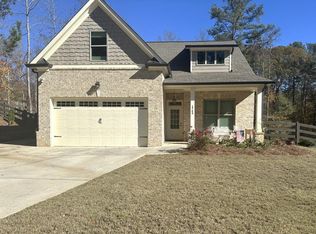 1745 Thomas Dr, Hoschton, GA 30548