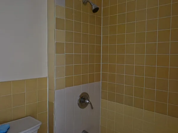312 3rd St APT 2F, Jersey City, NJ 07302