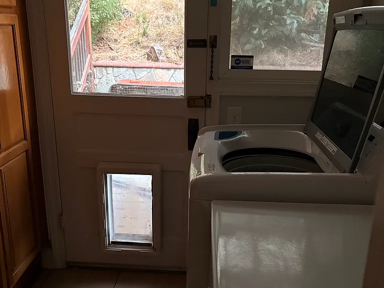 6600 Outlook Ave — Photo 9