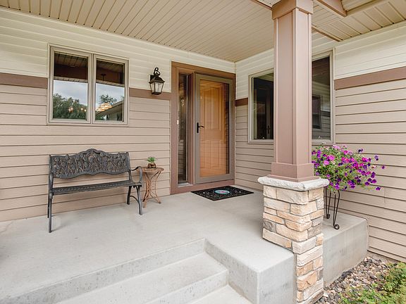 4th image of 2621 Cardinal Ct