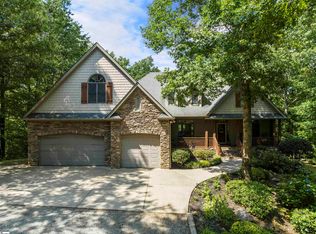 174 Stirrup Ln, Pickens, SC 29671