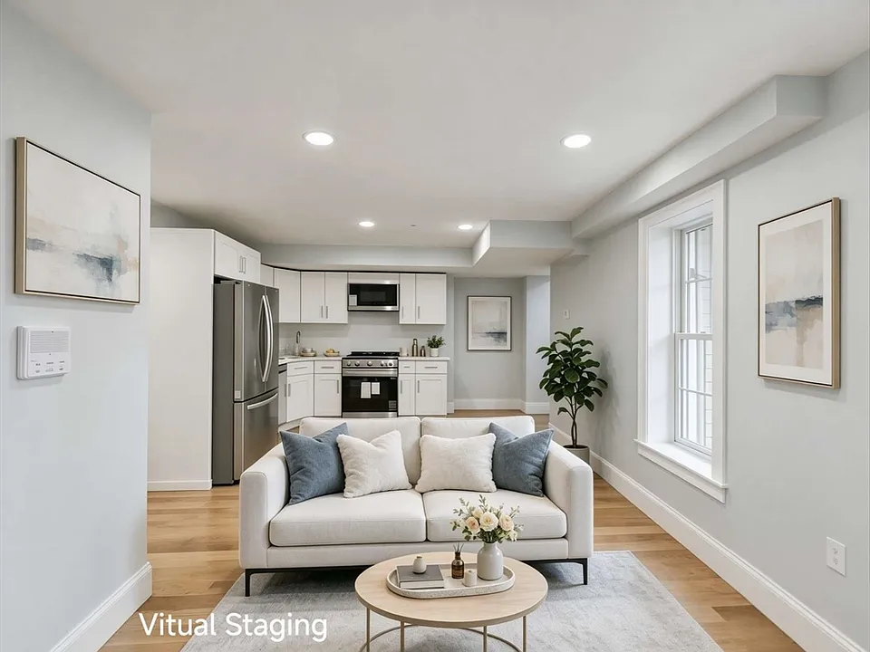84 Chelsea St #2