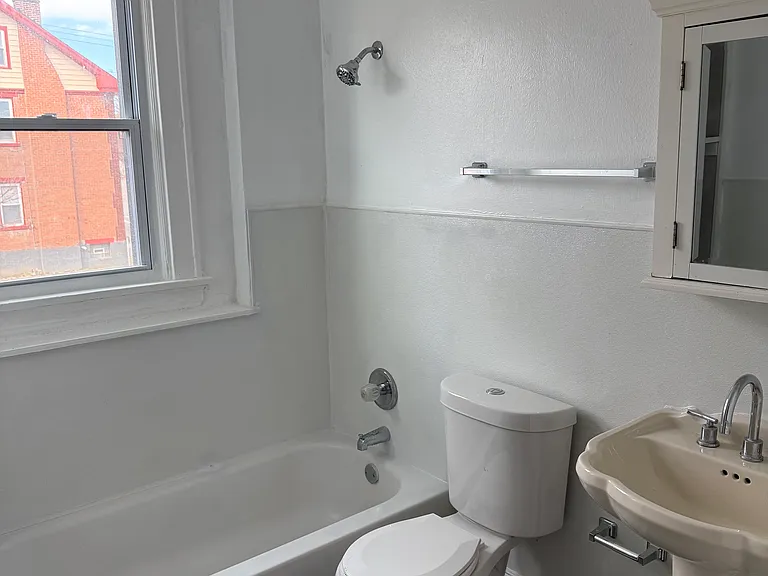 6623 Coleridge Ave — Photo 8