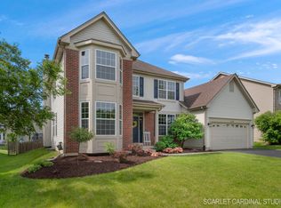 259 Belle Vue Ln, Sugar Grove, IL 60554
