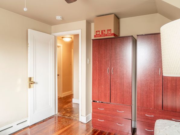 201 N Lincoln Ave APT 3, Urbana, IL 61801