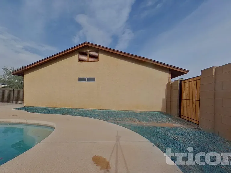 3413 E Dragoon Ave — Photo 15