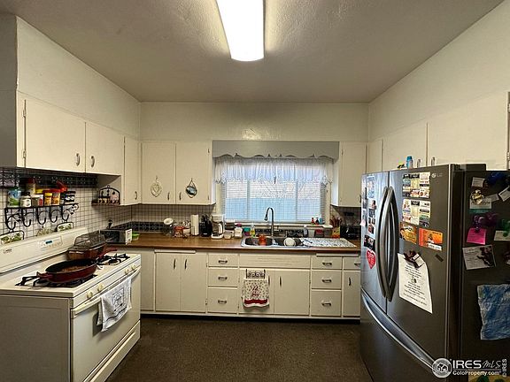4th image of 301 E 5th Ave
