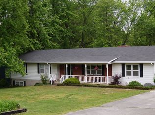 1412 E Elmwood Dr, Fayetteville, AR 72703