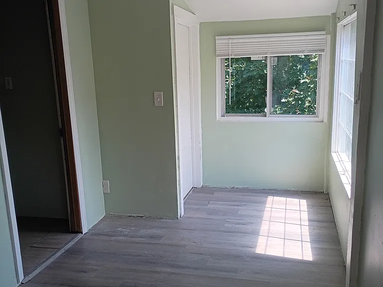 6 Tracy St #2 — Photo 1