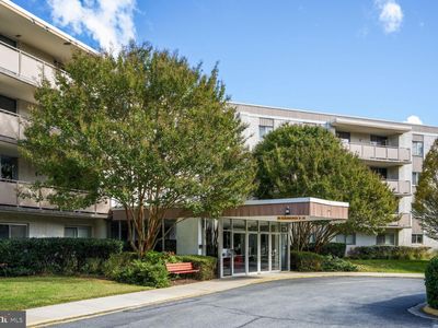 7501 Democracy Blvd APT B218, Bethesda, MD, 20817