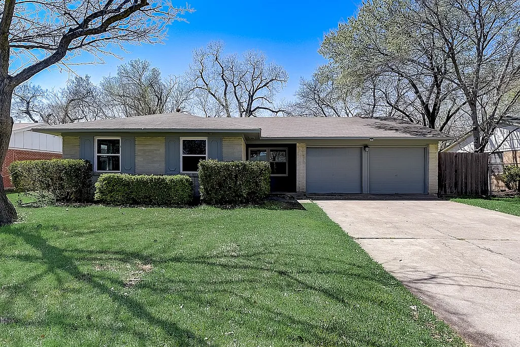 13545 Shahan Dr, Farmers Branch, TX 75234 | Zillow