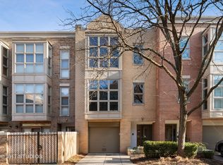 2331 N Wayne Ave, Chicago, IL 60614